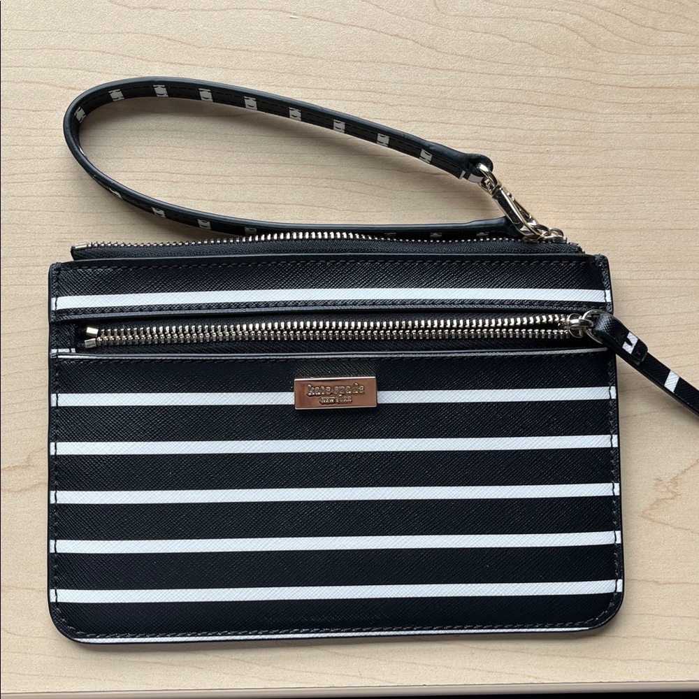 Kate Spade Shore Street Sailing Striped Wristlet EUC